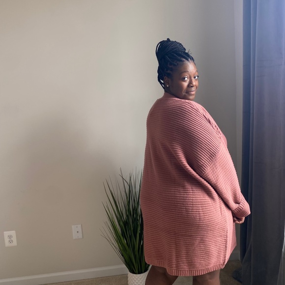 Sweater Bundle Deal - Picture 9 of 11